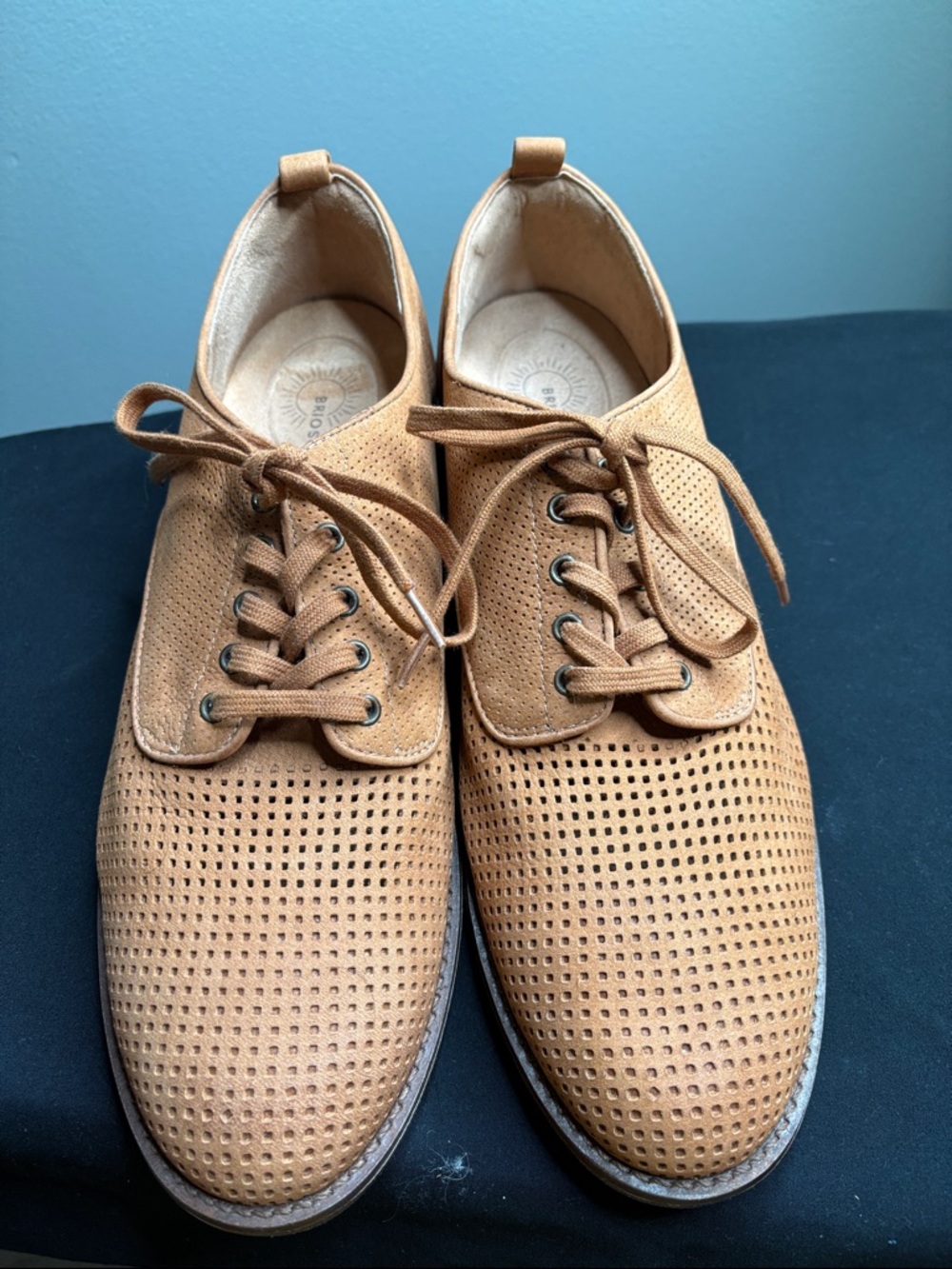 Brioso Size 11 Men's Perforated Tan Casual Lace-Up Shoes